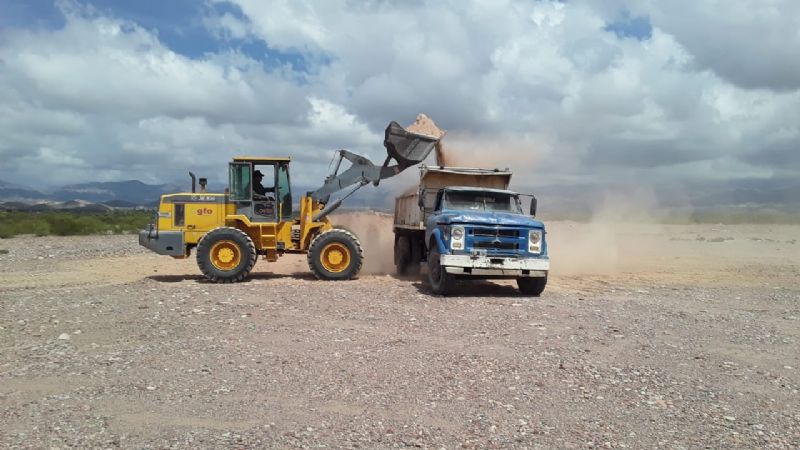Mejoramiento de calles y recambio de luminarias
