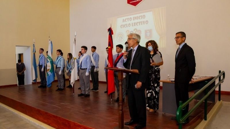 Inicio del ciclo lectivo en la ENET Nº 1