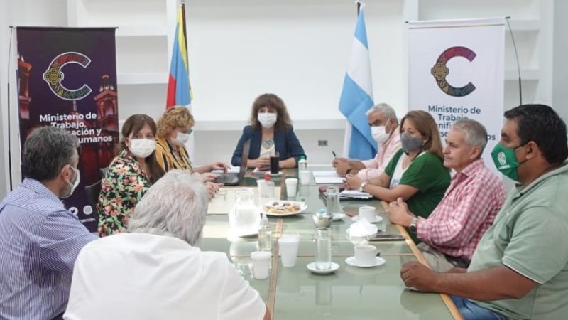 ATE firmó y acordó con el Gobierno