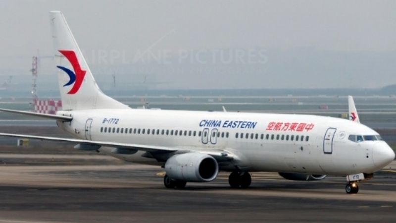 Se estrelló un avión con 132 personas en China