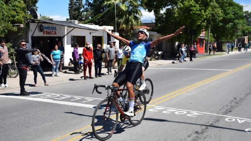 Valentín Castro ganó la prueba por los 96 años de Sumalao