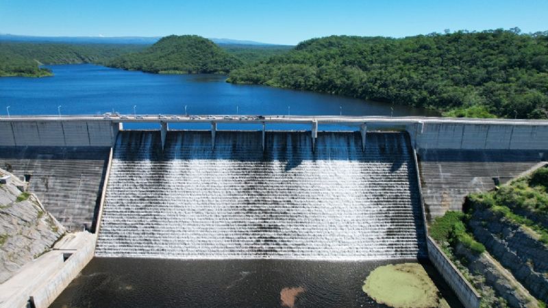 Avanza la 1ta etapa del Acueducto de la presa El Bolsón
