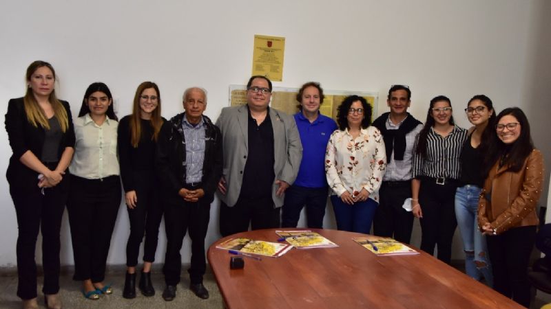 Firman Convenio para la capacitación de emprendedores