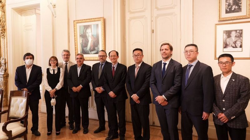 Autoridades nacionales recibieron a la minera Zijin