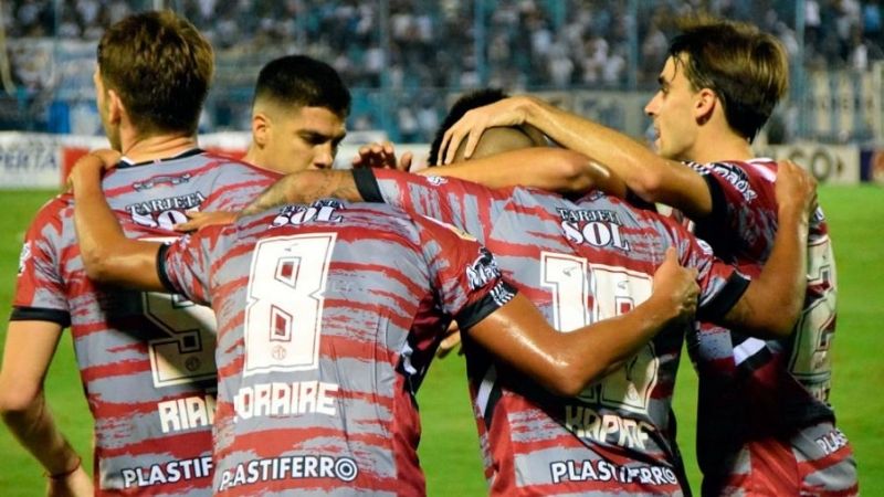 Triunfazo de Central Córdoba en Tucumán
