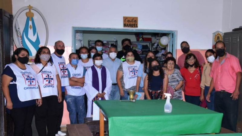 Bendicen la sala de Cáritas en Jesús Niño