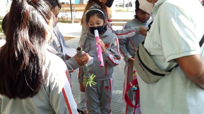 En el Día Mundial de la Poesía, susurraron versos