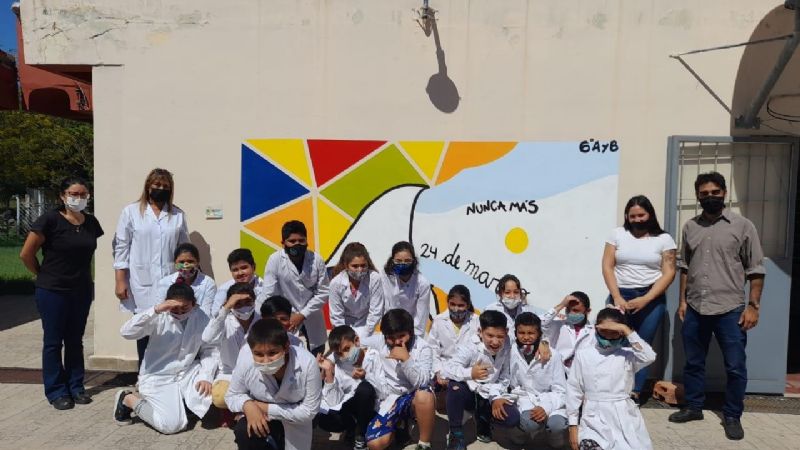 Encuentro "Periplos de Memoria" con alumnos de Nueva Coneta