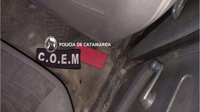 Detienen a dos arrebatadores cuando intentaban escapar en un remis