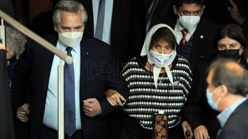 El Presidente condenó el negacionismo sobre los crímenes de la dictadura