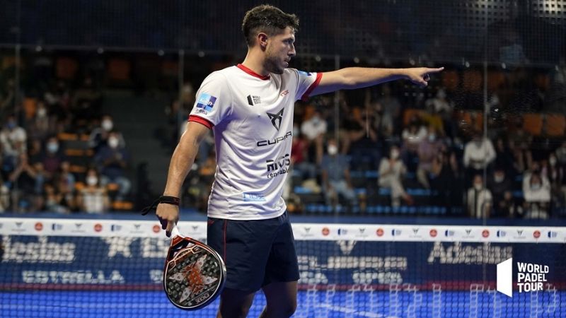 Tapia a 4tos. del Vigo Open, por el World Padel Tour