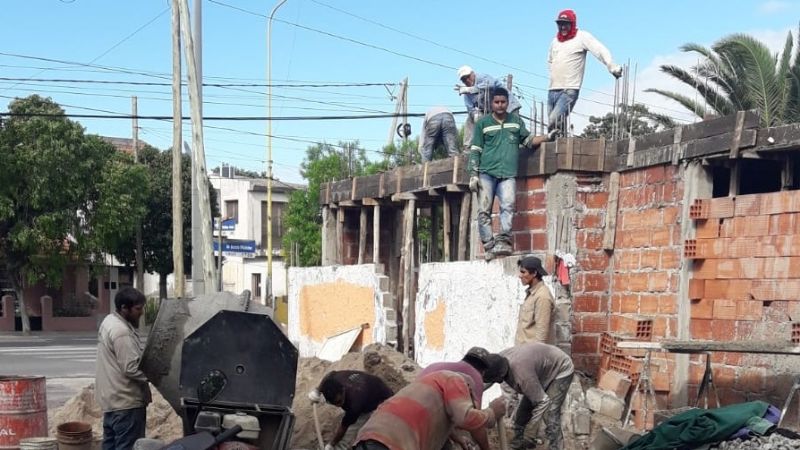 Otro pasó más; la sede del “Círculo” llegó a la losa