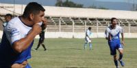 JOSÉ MIGUEL HEREDIA festeja su gol y del triunfo para Juventud Unida de La Falda.