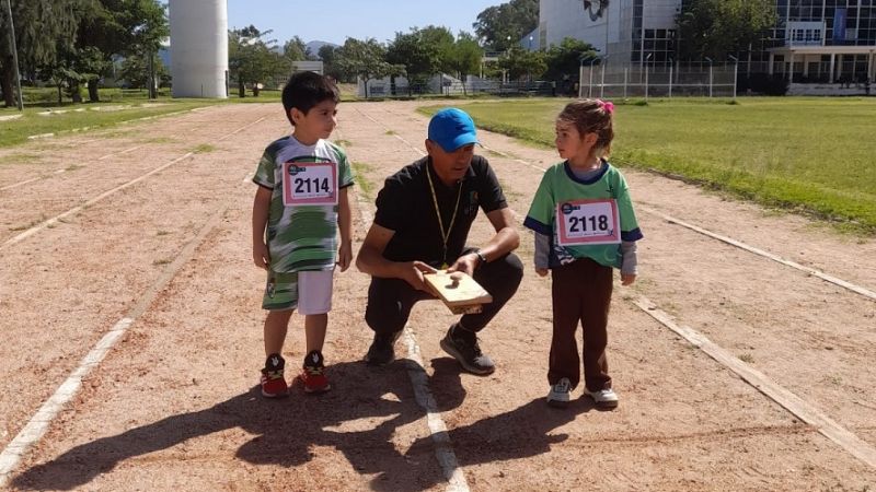 Intensa jornada de Pista y Campo en el “Poli” Capital