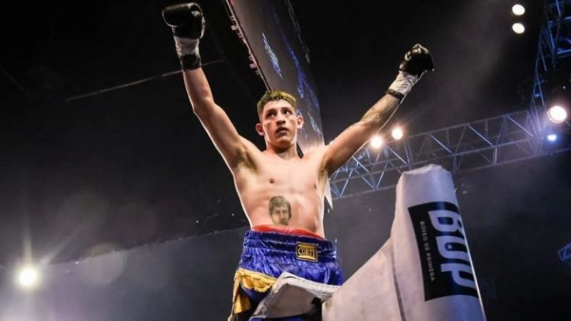 Corzo se coronó campeón en  un deslucido combate