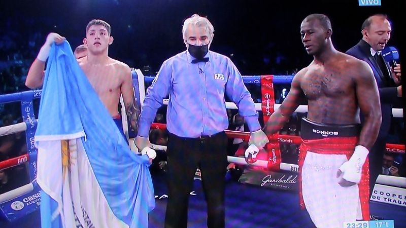 Corzo y Rosa brillaron en la noche del “Luna Park”