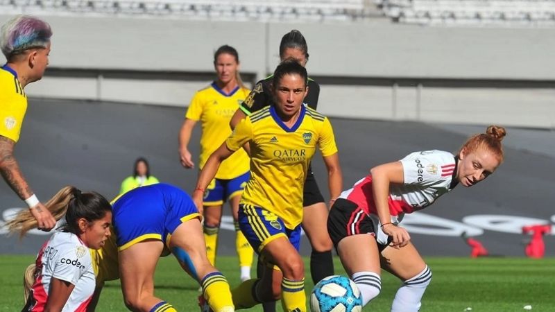 Por sendos bloopers, el Superclásico femenino fue 1 a 1