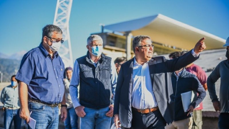 Raúl Jalil: "El Estadio se podrá usar en dos meses"