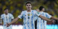 JULIÁN ÁLVAREZ debutó como titular e hizo el gol para la Argentina.