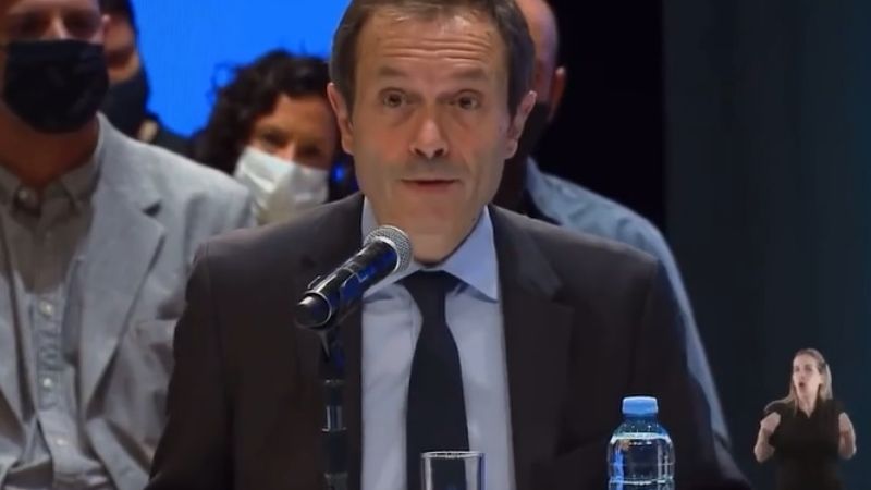 El Gobierno anunció un proyecto para regular las redes sociales