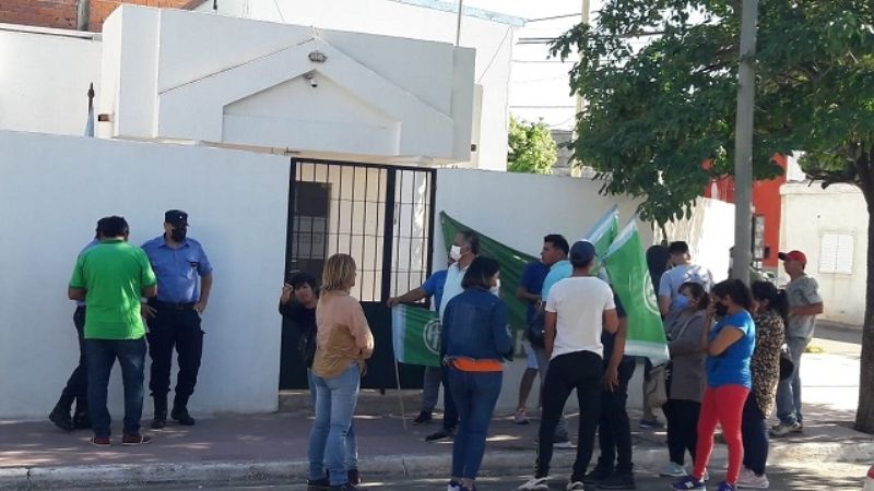 Cesanteados protestaron Recreo