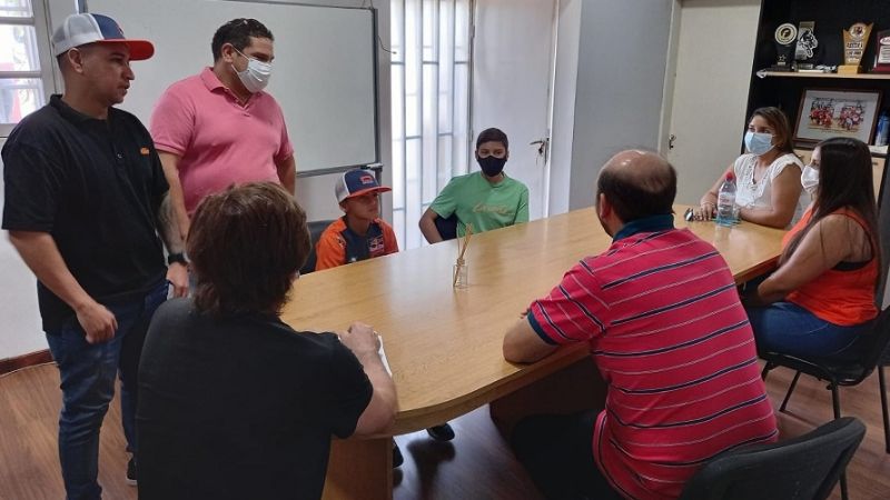 Herrera y Carabajal, al Argentino de Motocross