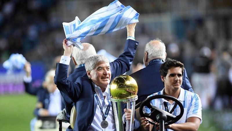 Racing y todo el fútbol de duelo por el "Chango" Cárdenas