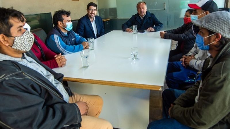 El equipo de Gobierno recibió a las organizaciones sociales