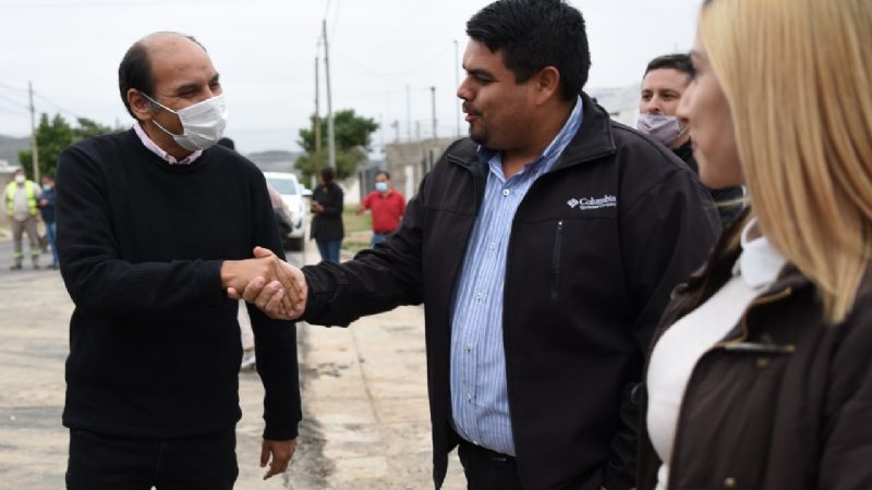 Gustavo supervisa el avance de importantes obras en la ciudad