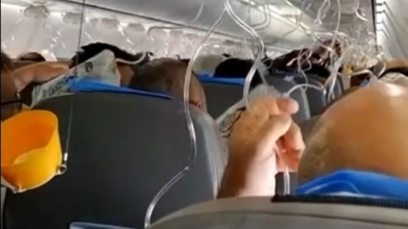 Susto a bordo de un avión que partió de Córdoba