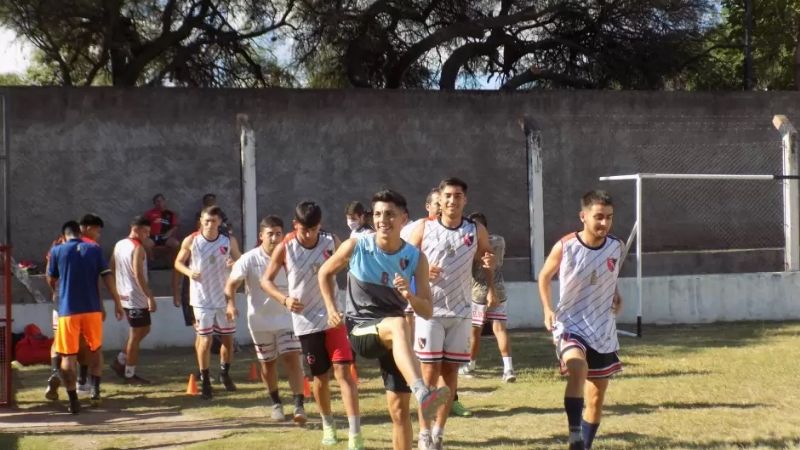 Defe e Independiente disputan la 2da.  Copa “Botneros”