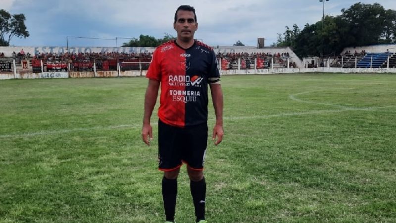 Defensores de Esquiú se “copó” con “Botineros