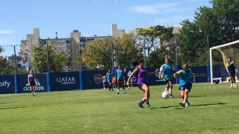 Pibas de FIEL entrenaron en Boca y Argentinos Jrs.