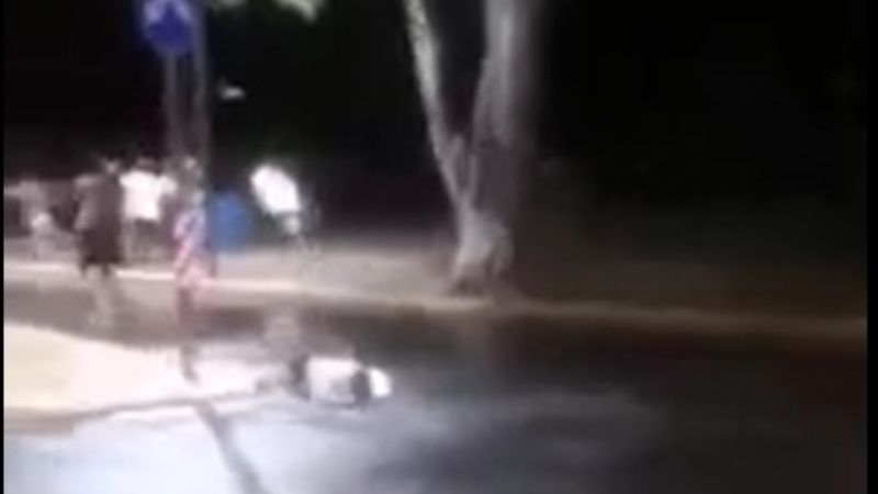Video de brutal golpiza a joven en la zona de los boliches