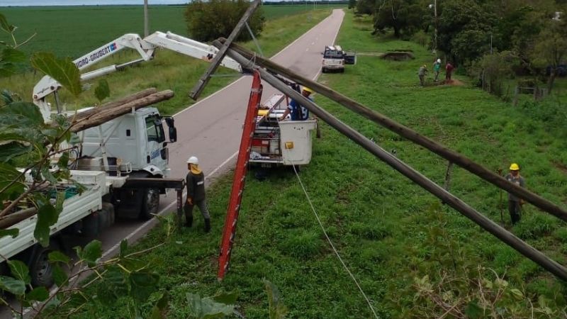Importantes trabajos para restablecer la energía en el Este