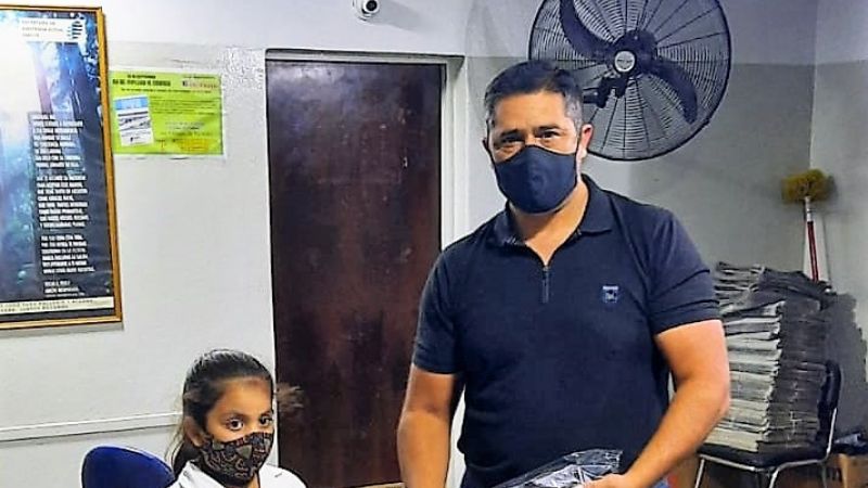 Bolsones escolares y temporada de pileta