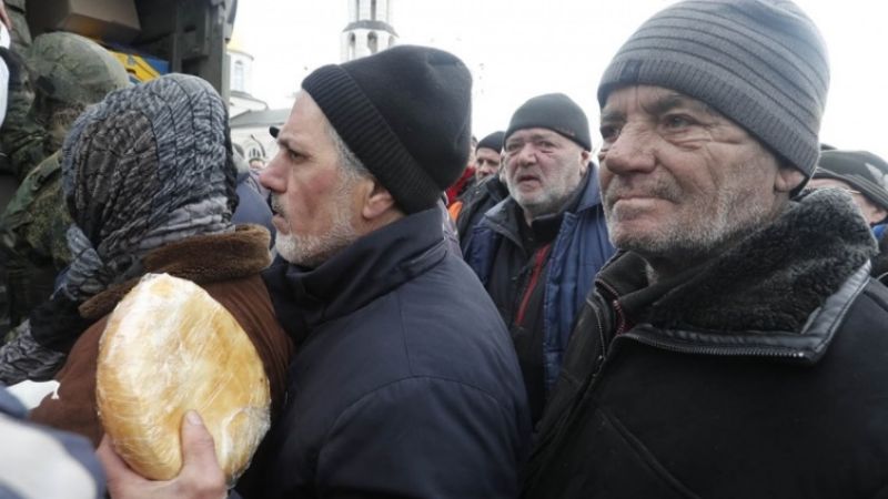 Toque de sirenas en Kiev, mientras miles de civiles huyen de otras ciudades