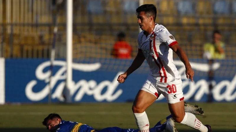Estudiantes venció a Everton y se acerca a la etapa de grupos