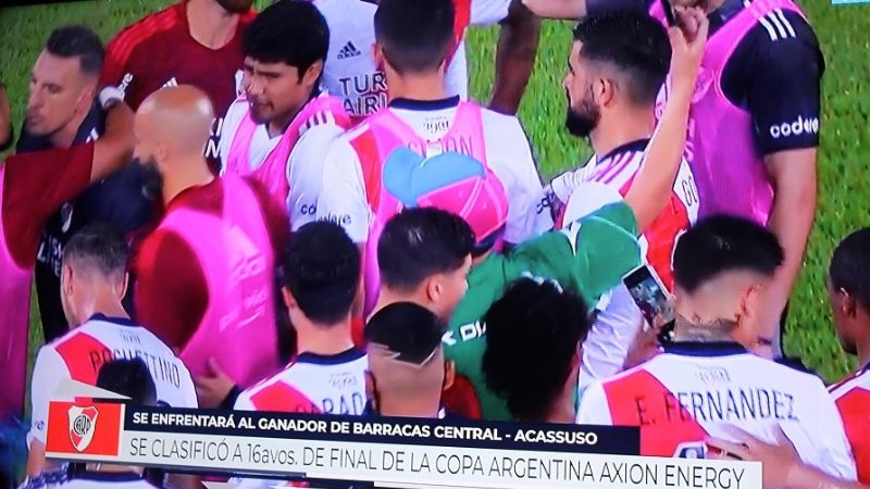 River goleó 5-0 a Laferrere y está en los 16vos.