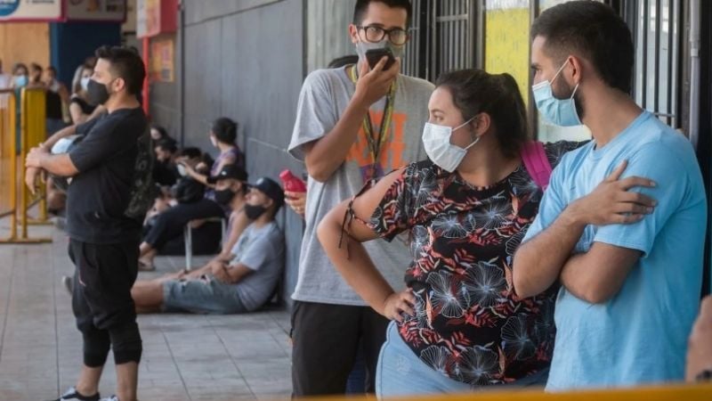 Tras más de dos años, eliminan recomendación de distanciamiento social