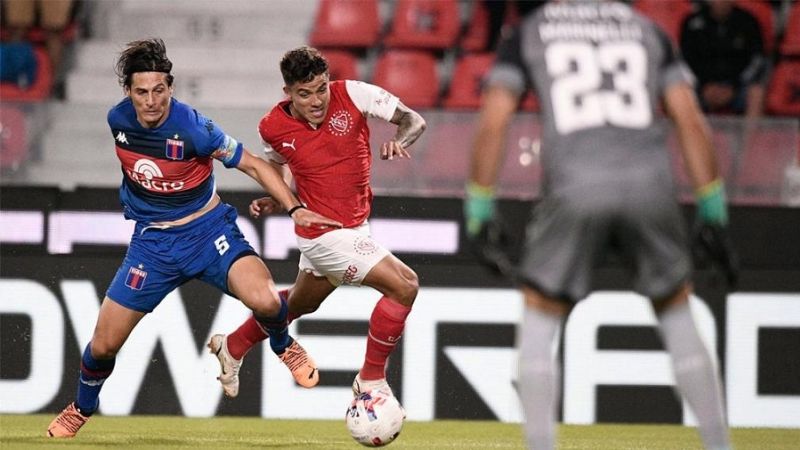 Vélez y Boca empataron con polémicas por el VAR