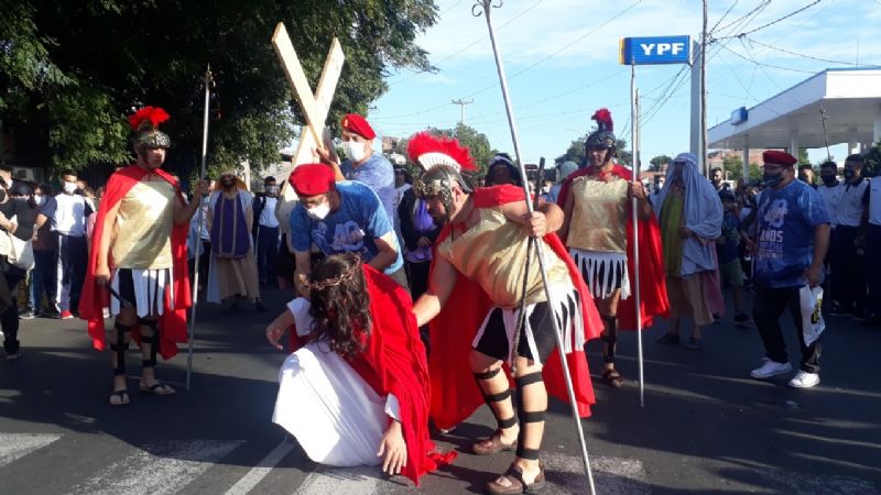 Multitudinario inicio de la Semana Santa con espíritu sinodal