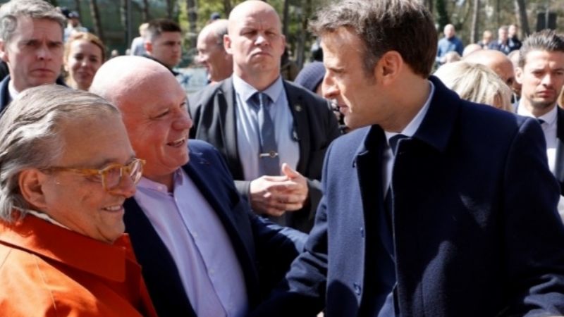 Macron y Le Pen pasan a la segunda vuelta, según los sondeos