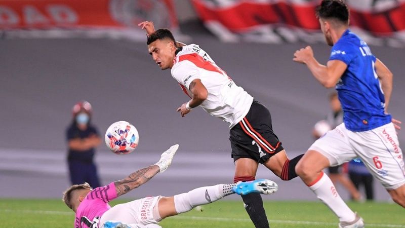 River le ganó 4-2 a Argentinos y es escolta de Racing