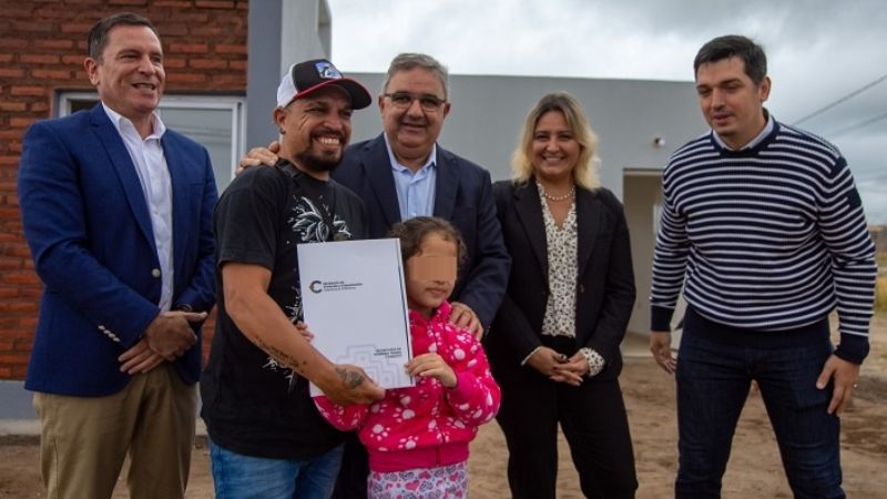 Entregan 30 nuevas viviendas en el Loteo Parque Sur