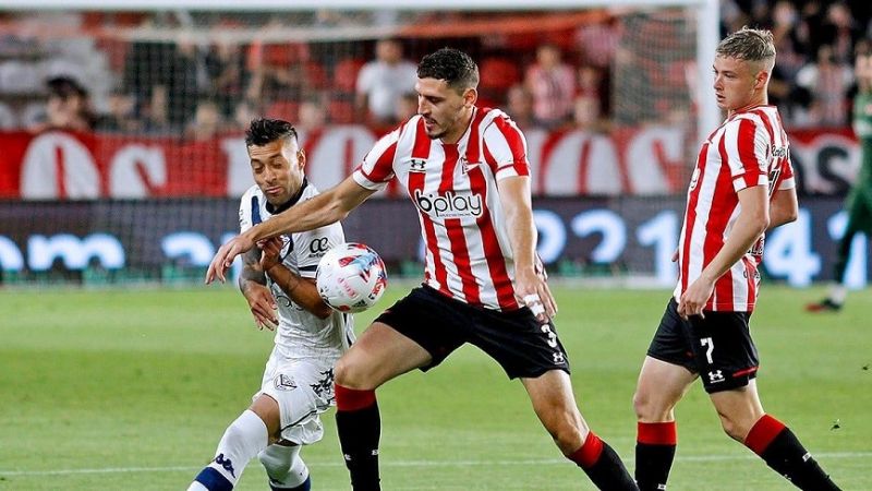 Nacional-Estudiantes, un "clásico Copero" de la Libertadores