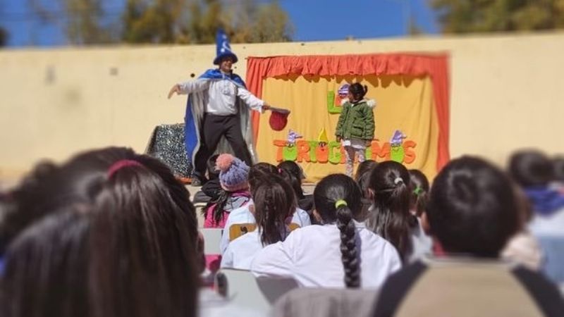"Argentina florece teatral" llegó a Antofagasta de la Sierra