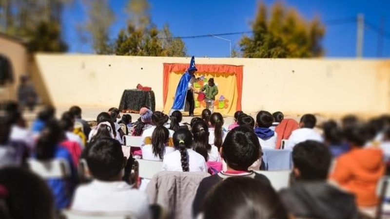 "Argentina florece teatral" llegó a Antofagasta de la Sierra