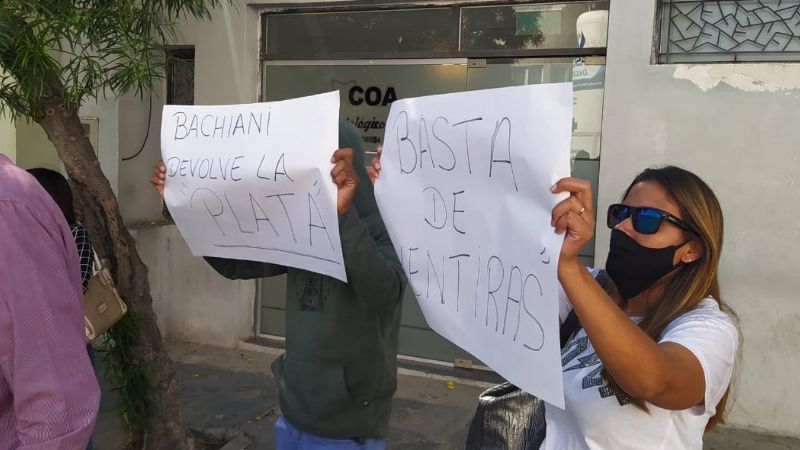 Bacchiani se internó y lo fueron a buscar