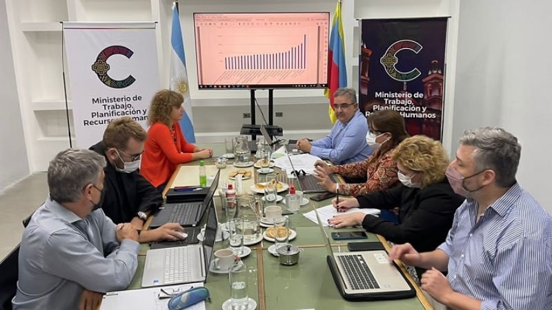 Trabajo presentó un análisis de los adicionales de los empleados públicos